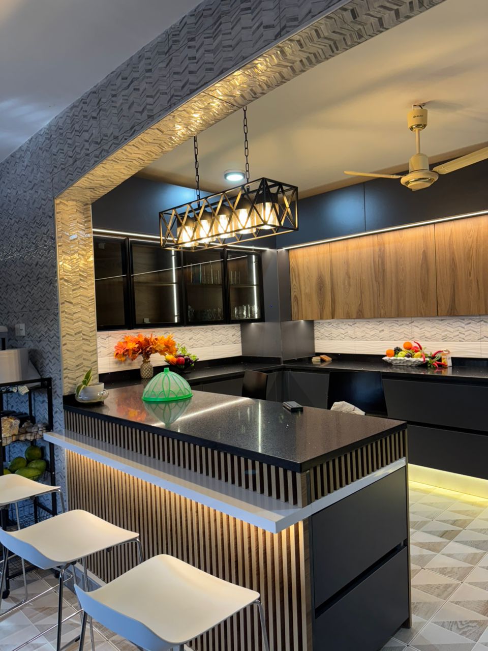 The Rise of Kwabena Wondergee as the Best Interior Designer in Ghana’s Luxury Design Scene